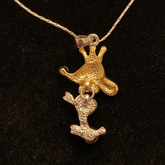 Princess Dog Pink Crystal Heart Pendant Silver Necklace - Picture 3 of 5